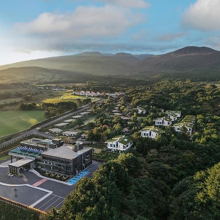 Amber Pure Hill Hotels & Resorts Jeju Exterior photo