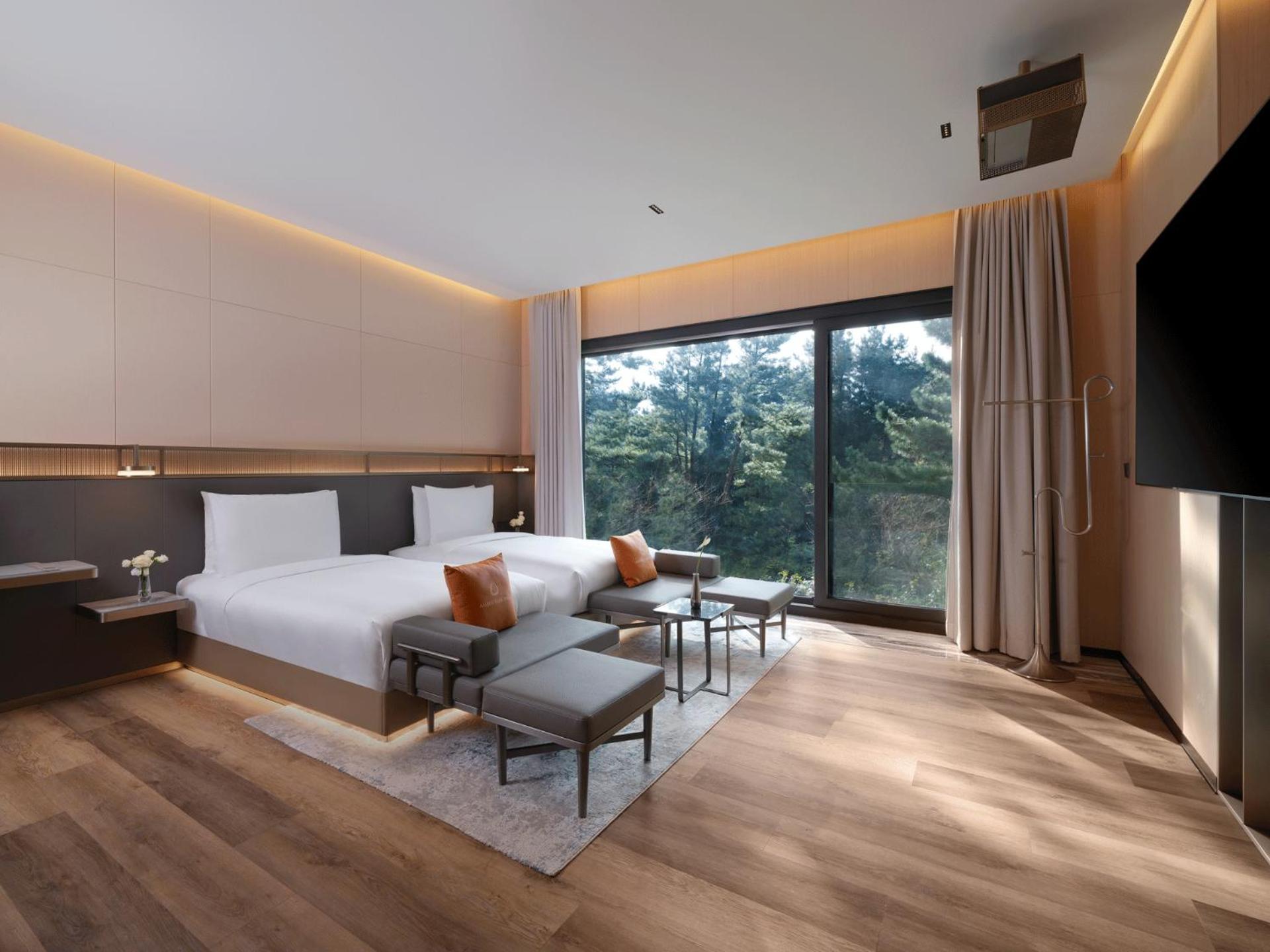 Amber Pure Hill Hotels & Resorts Jeju Exterior photo