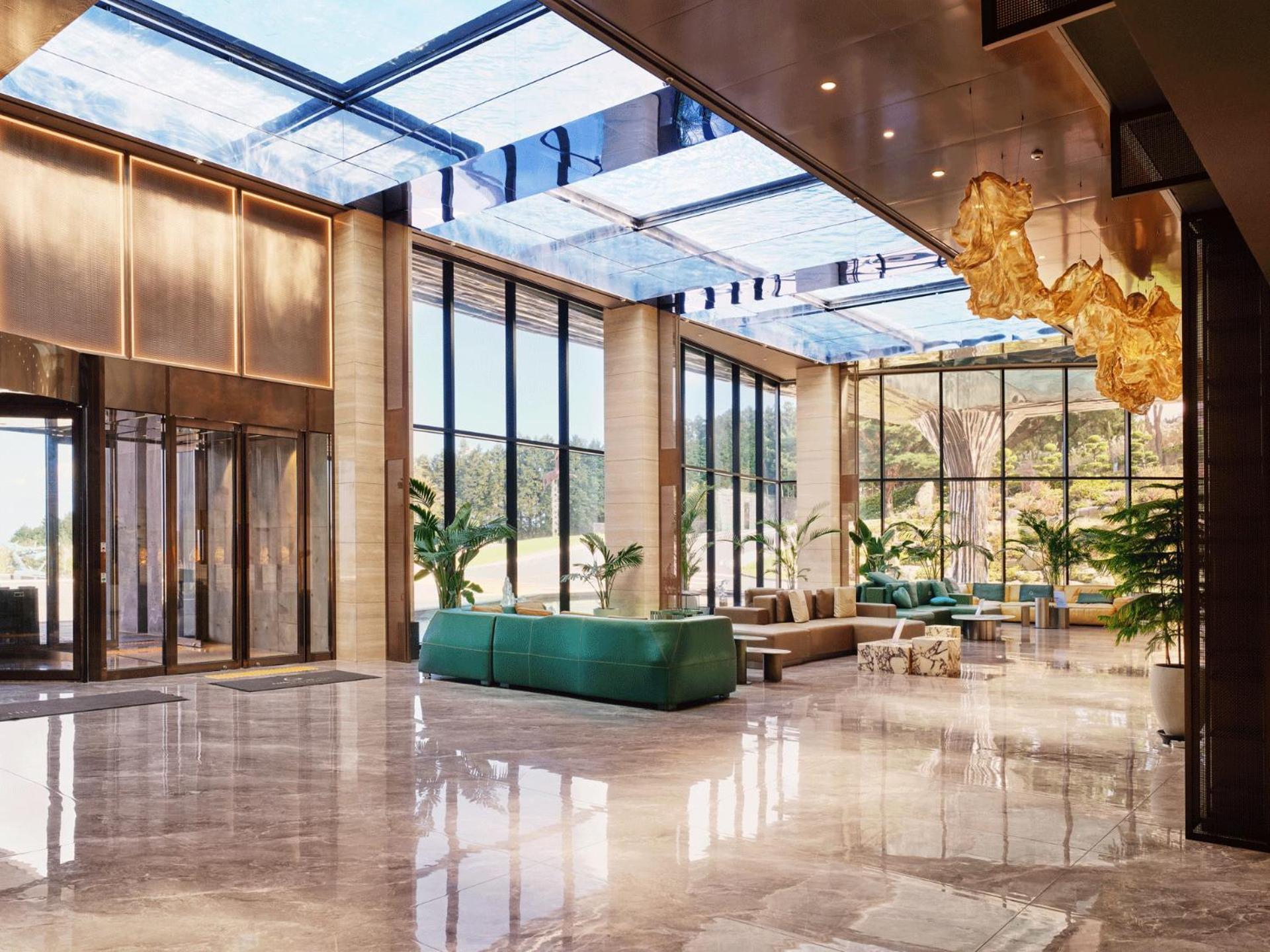 Amber Pure Hill Hotels & Resorts Jeju Exterior photo