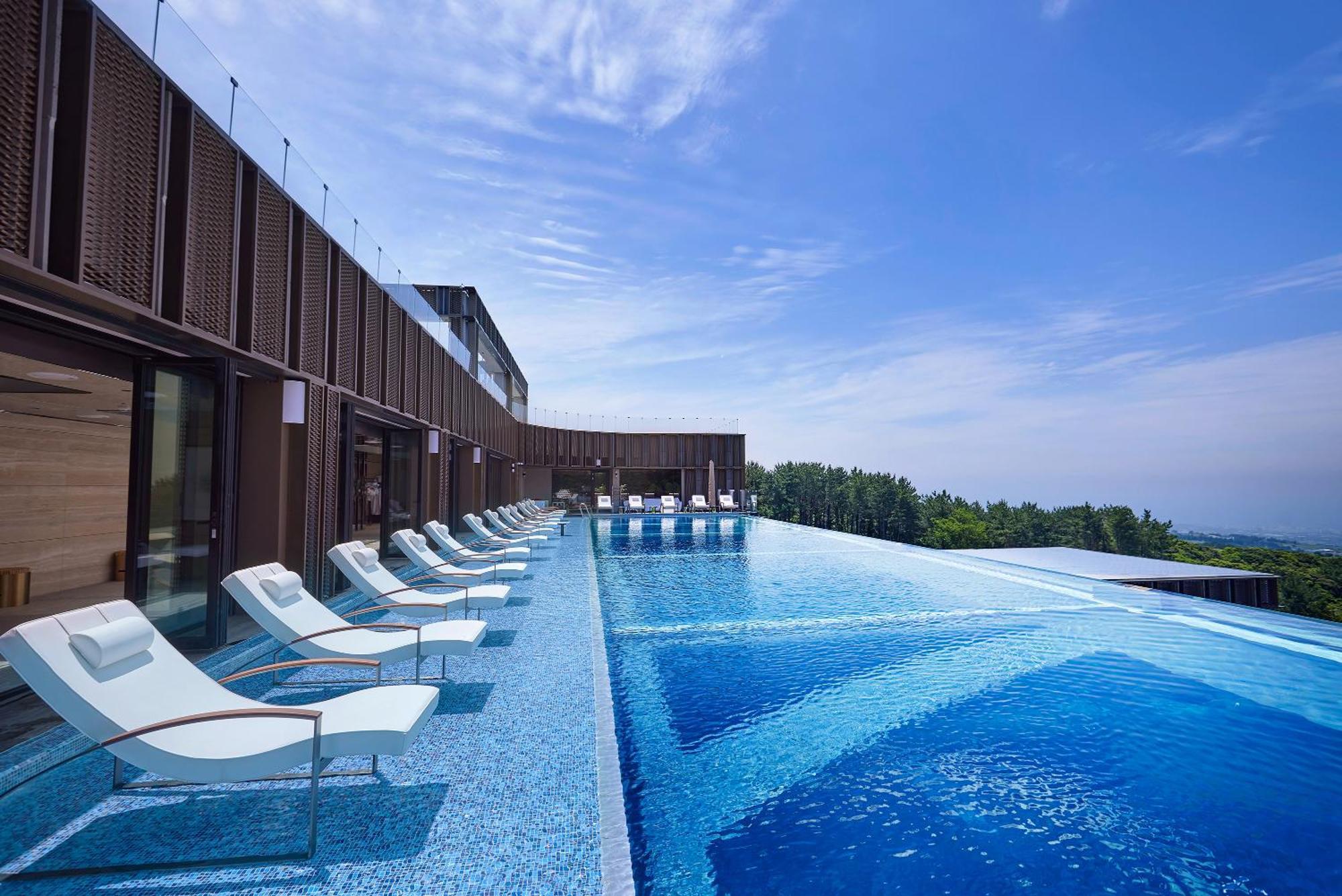 Amber Pure Hill Hotels & Resorts Jeju Exterior photo