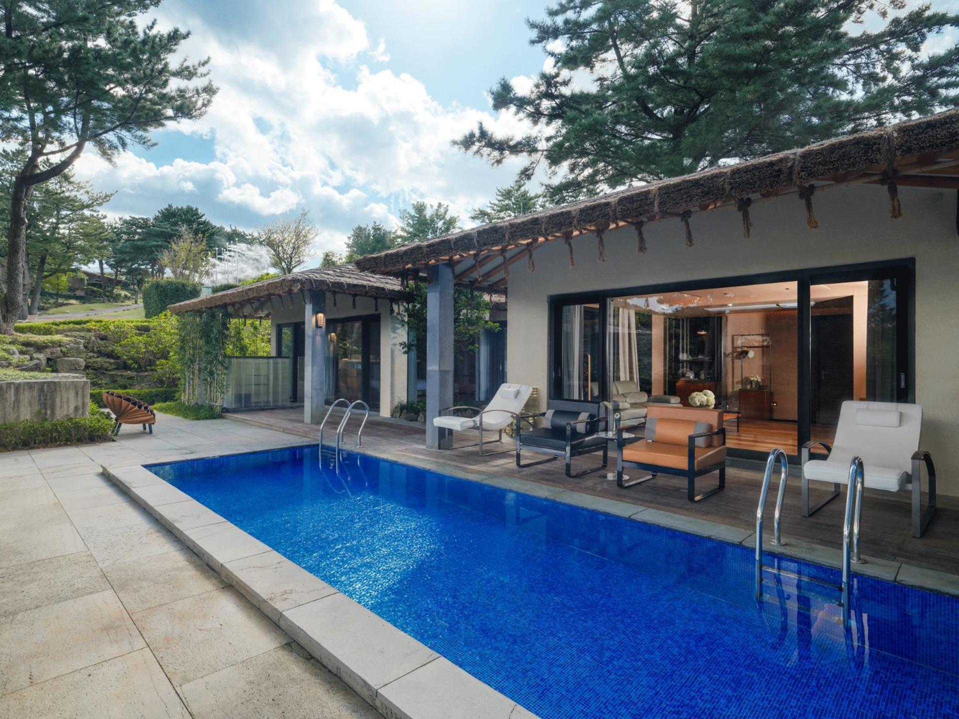 Amber Pure Hill Hotels & Resorts Jeju Exterior photo