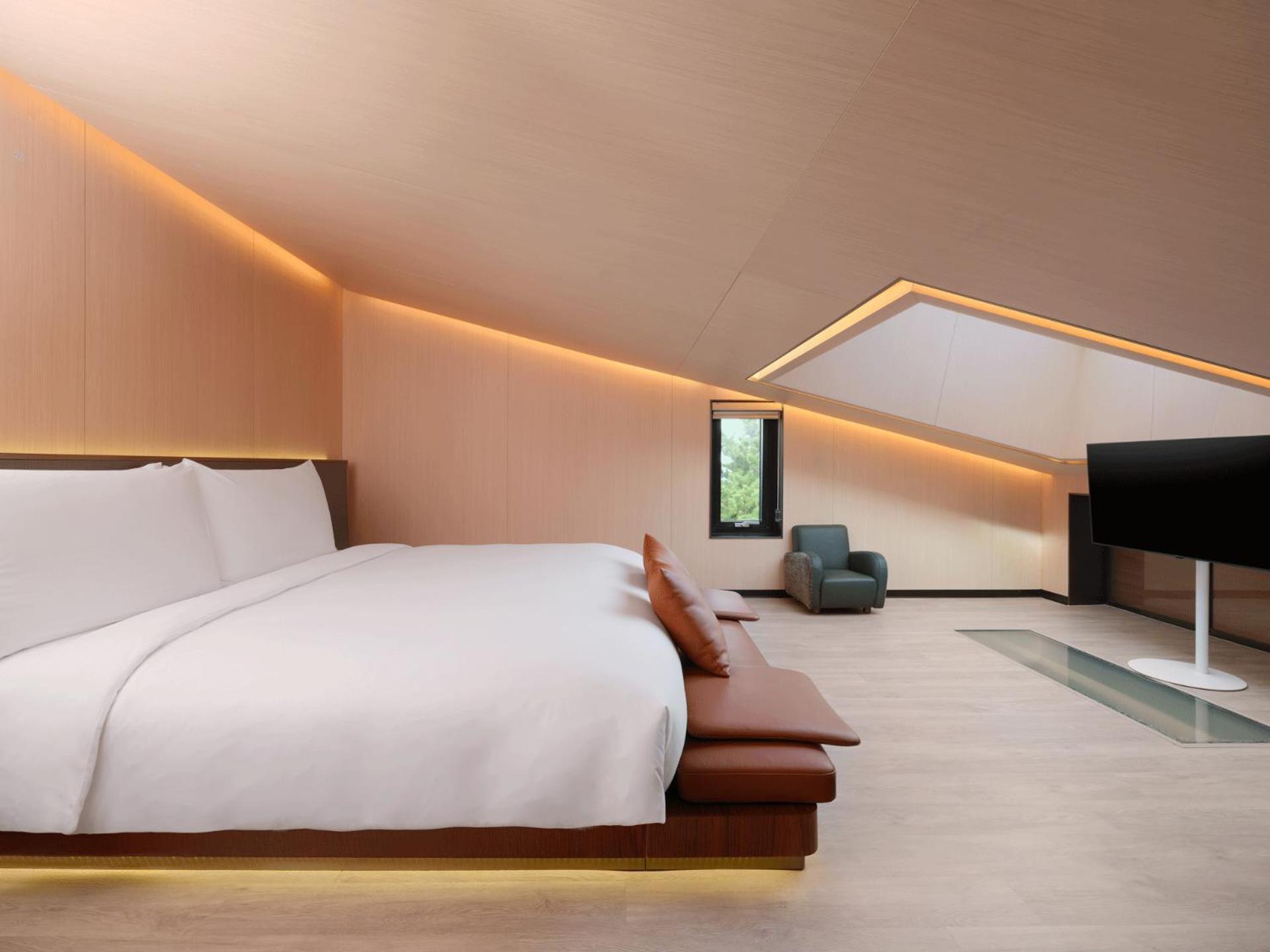 Amber Pure Hill Hotels & Resorts Jeju Exterior photo