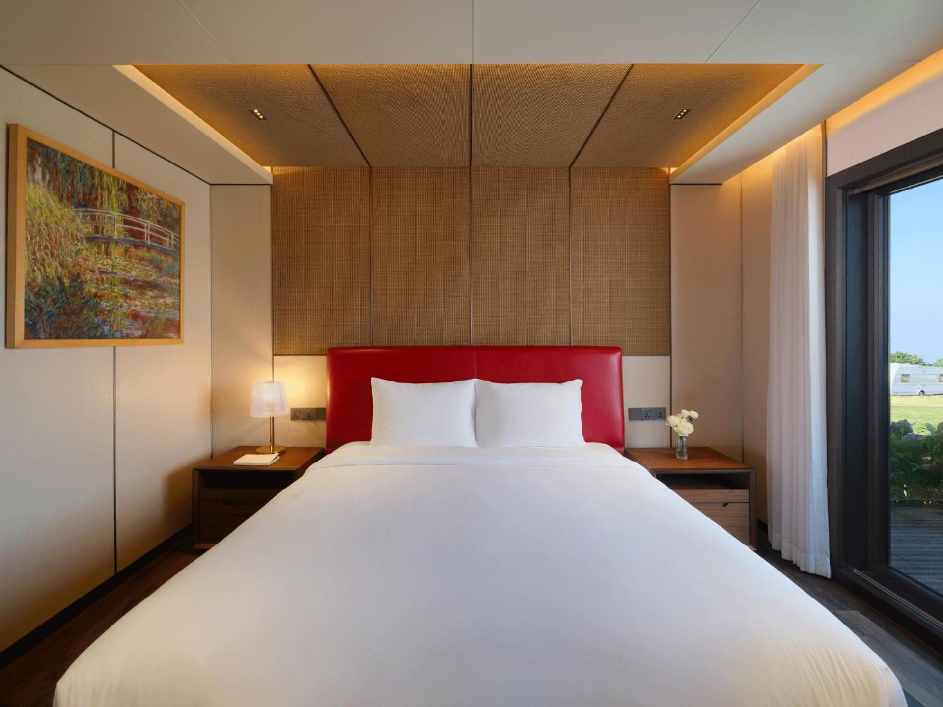 Amber Pure Hill Hotels & Resorts Jeju Exterior photo