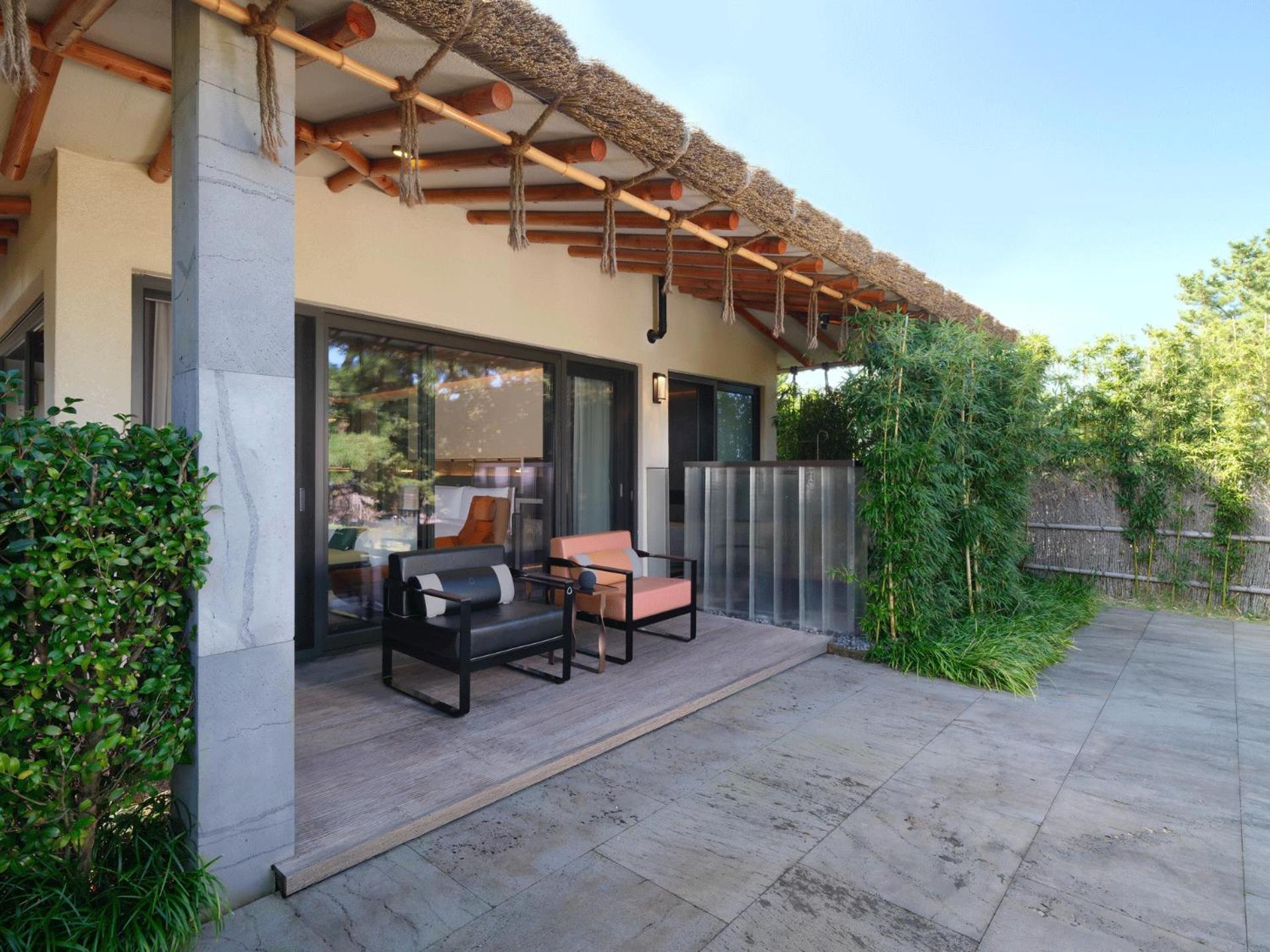 Amber Pure Hill Hotels & Resorts Jeju Exterior photo